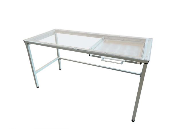 Рентгенопрозрачный ветеринарный стол