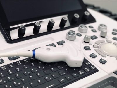 GE Healthcare Logiq E10